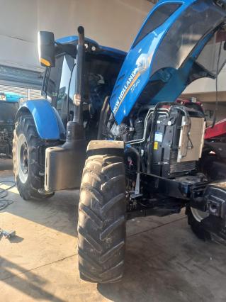New Holland T7.210